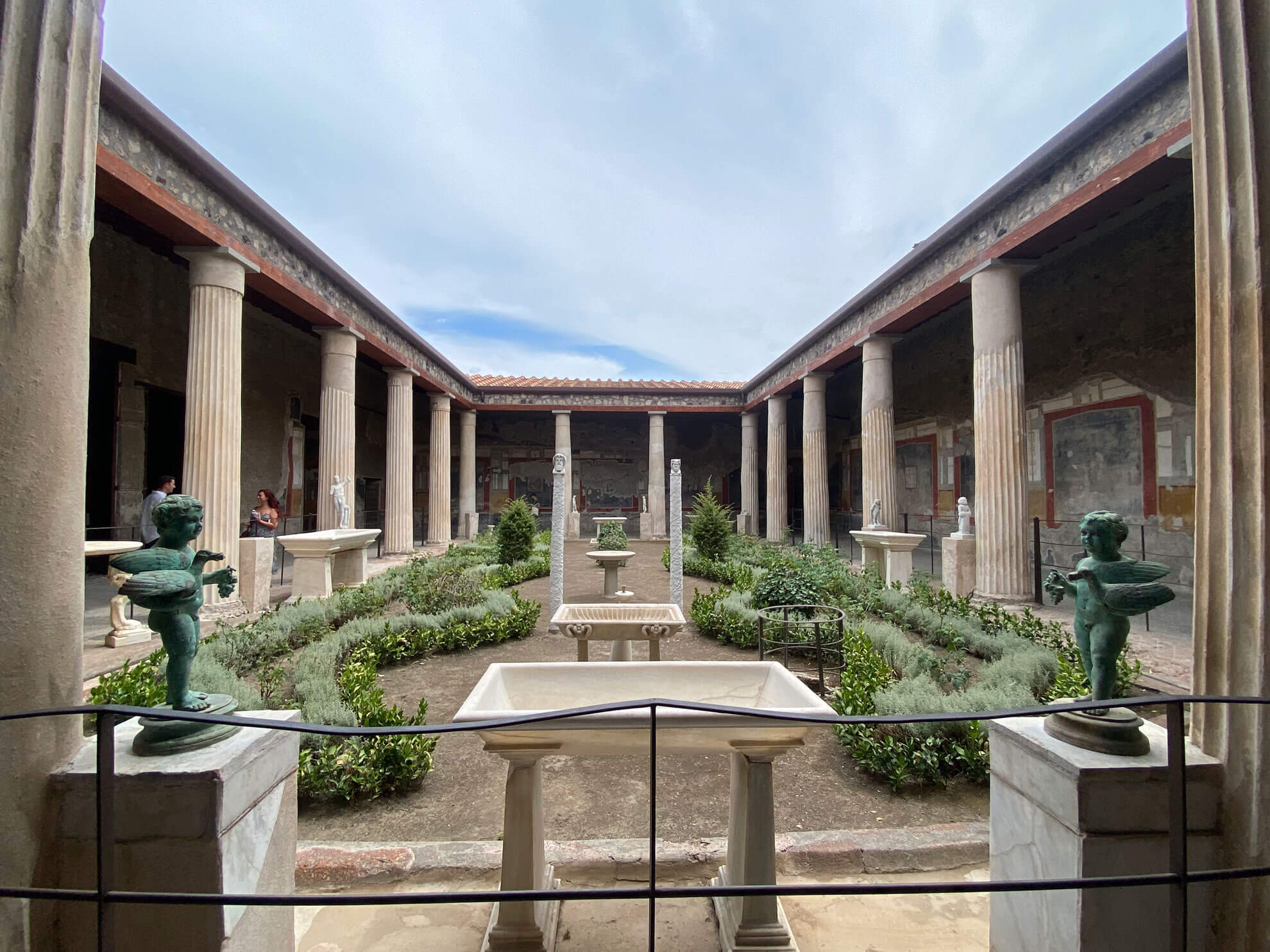 Cortile casa dei Vettii Pompei